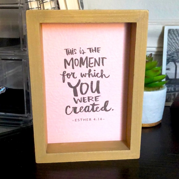 Wall/Desk Decor - Picture 1 of 1